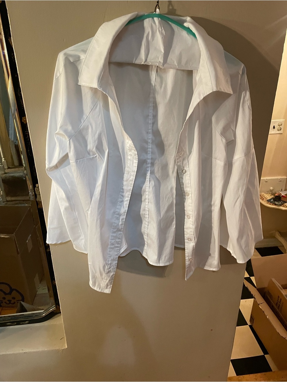 Laurie Felt White Button down Dress Shirt